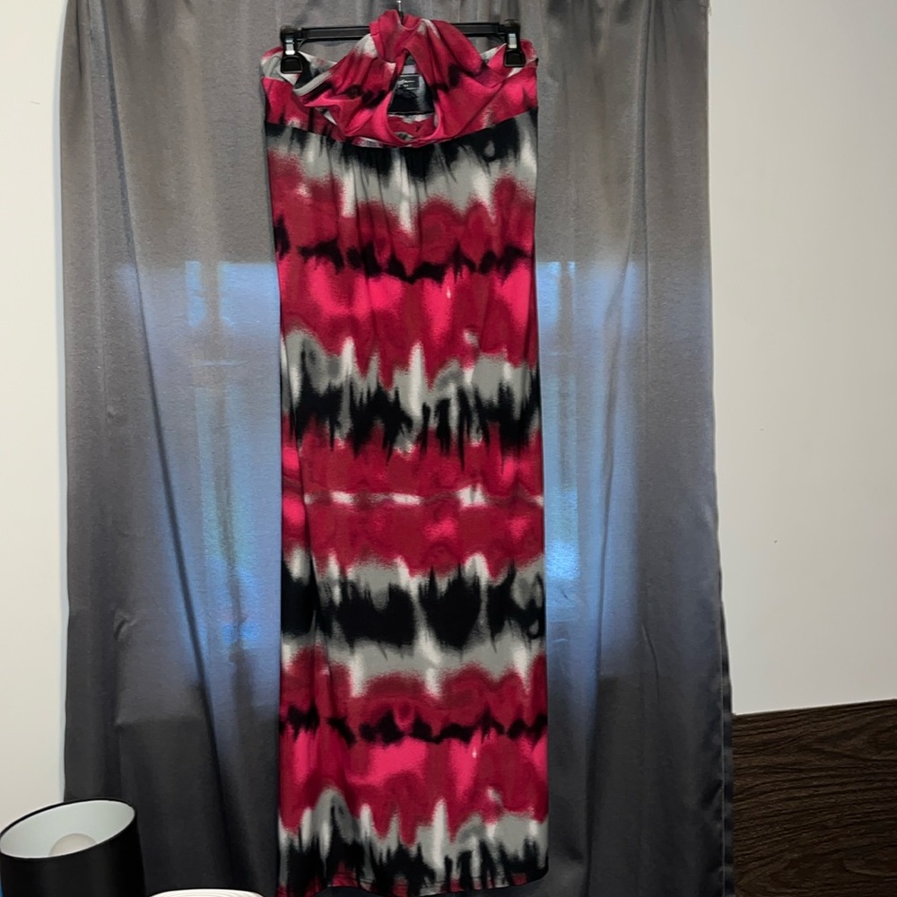 Jamie Nicole Collection Halter Dress.